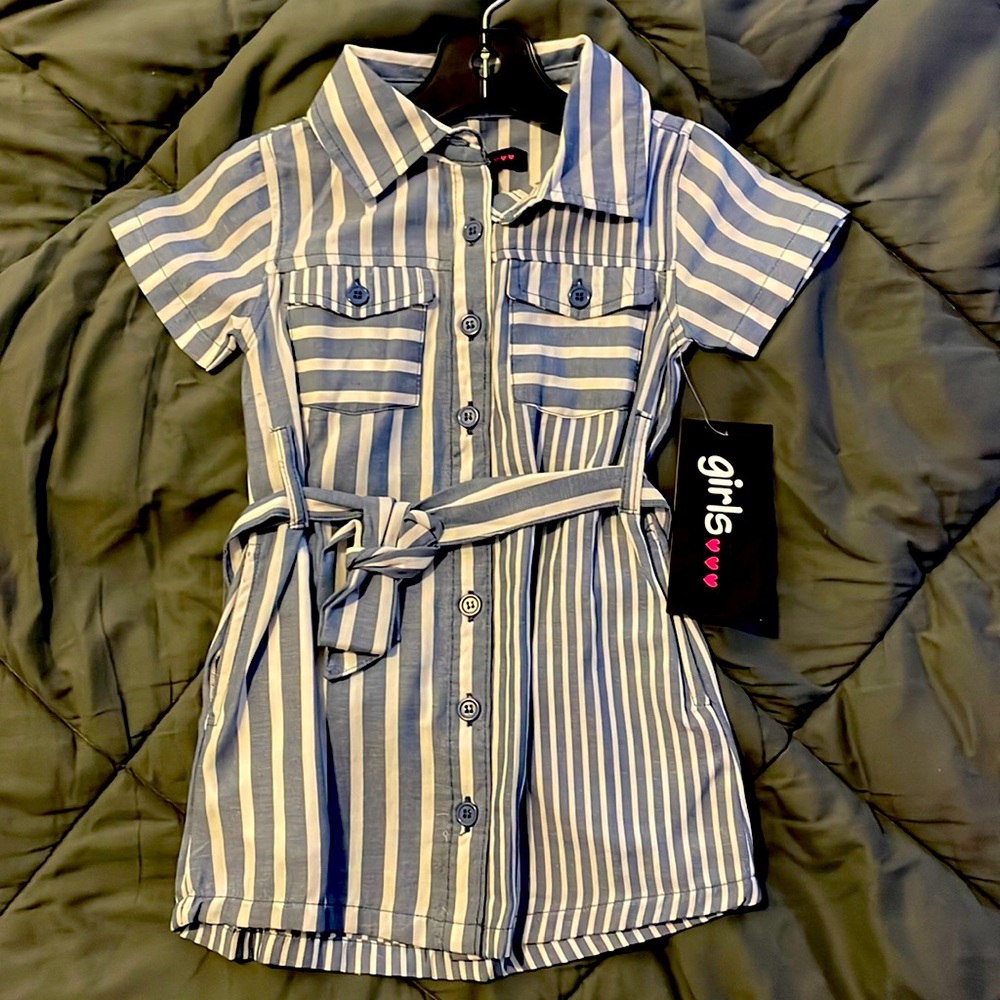 Girls dress